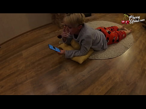 ❤️ Luda plavuša sisa ogroman kurac sisa i poskakuje na njemu - analni seks ❤❌ Seks video kod nas ❌❤