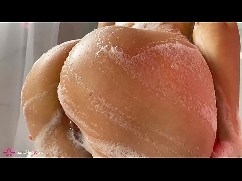 ❤️ Brineta masturbira macu vibratorom do intenzivnog orgazma pod tušem ❤❌ Seks video kod nas ❌❤
