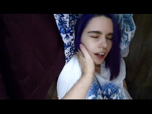 ❤️ Našao sam svoju sestru u ormaru i pomogao joj da svrši ❤❌ Seks video kod nas ❌❤